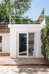 Beautiful House Next To The Beach