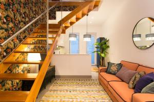 Beautiful house with Patio in Lisbon heart!