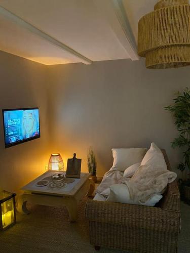 BEAUTIFUL LIFE BED and SPA