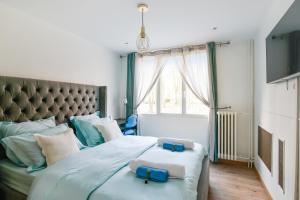 Beautiful & luxury flat in a private domain in La Celle-St-Cloud - Welkeys