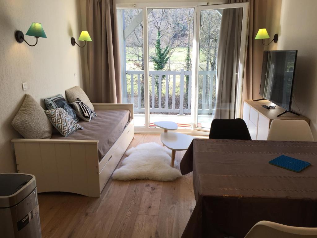 Beautiful Mansion in Gorow with Terrace and Fenced Garden