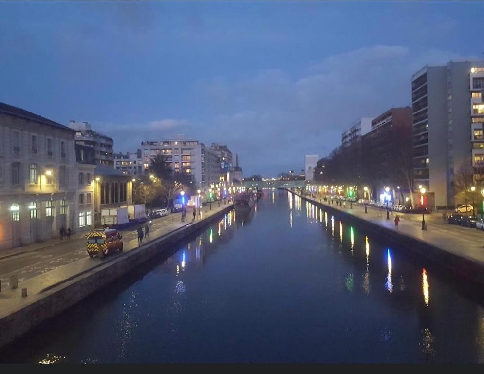 Appartement Beautiful place in Paris 17 Rue Mathis 75019 Paris