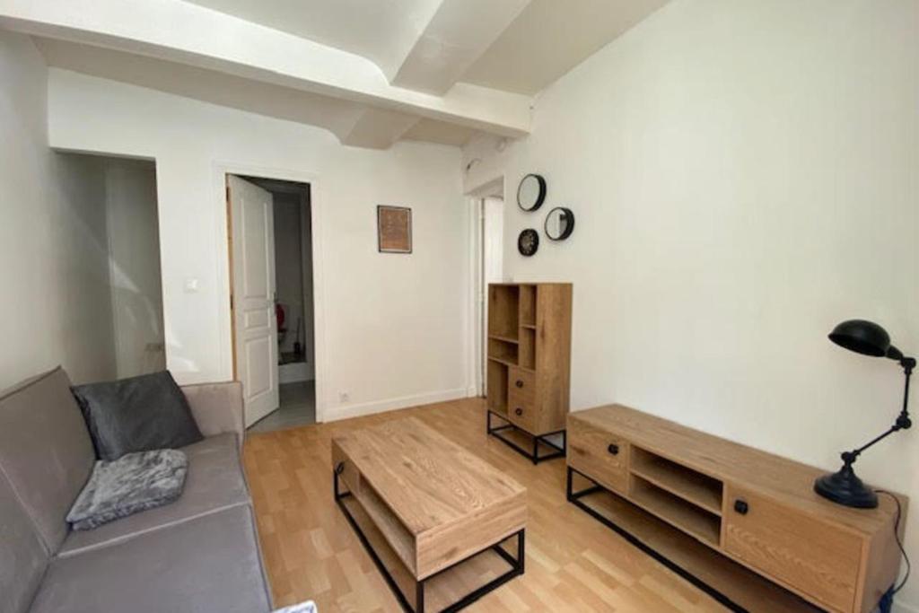 Appartement Beautiful Studio 30 M For 2 In The Heart Of Caen 102 Rue Branville 14000 Caen