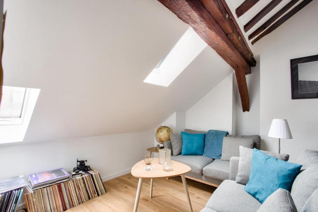 Beautiful studio in the center of Paris 56 Rue de Richelieu, 75001 Paris