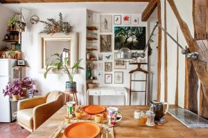 Beautiful studio with little balconies - Paris - Welkeys