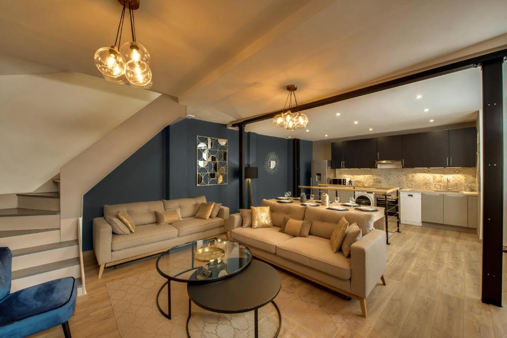 Beautiful Triplex in the center of Paris 1 passage brady, 75010 Paris