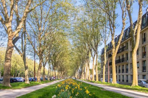 Beautifully bright apartment near the Château de Versailles - Welkeys