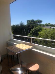 Appartement Beg Meil 200 m plage et sentiers T2 avec balcon 2° et dernier étage 35 Chemin de Kerambigorn 29170 Fouesnant Bretagne