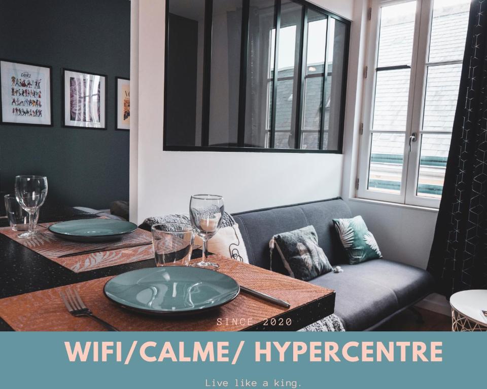 Appartement Behind the glass_HyperCentre Appt 3 5 Rue Beaubrun 37400 Amboise