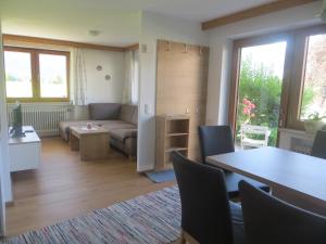 Appartement Beim Broi Mitterwegen 4 Erdgeschoss eines Mehrfamielienhauses 83324 Ruhpolding Bavière