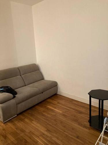 Bel appart près de Puteaux, calme et séduisant