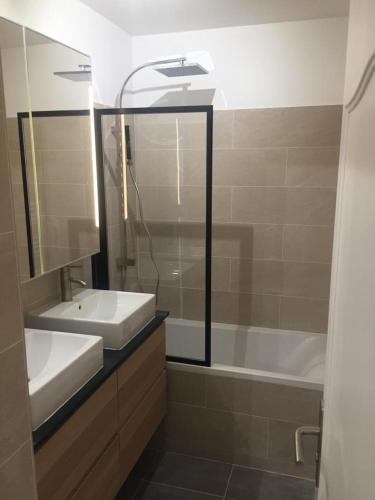 Bel appartement à 2 min des transports parisiens