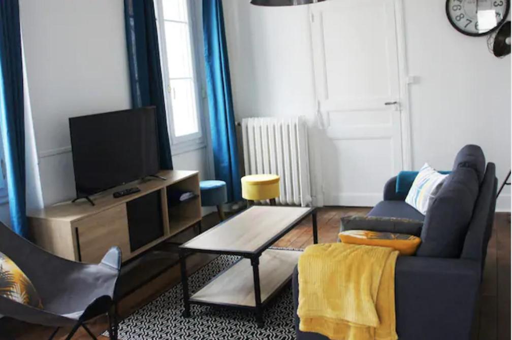 Appartement Bel appartement ancien Poitiers Centre - 4 Chambres 2 Rue Bourbeau 86000 Poitiers