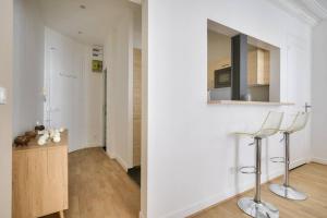 Bel appartement avec lit double dans Paris 15ème