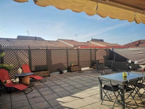Appartement Bel appartement avec terrasse et jaccuzy Rue Alfred de Musset 34500 Béziers Languedoc-Roussillon