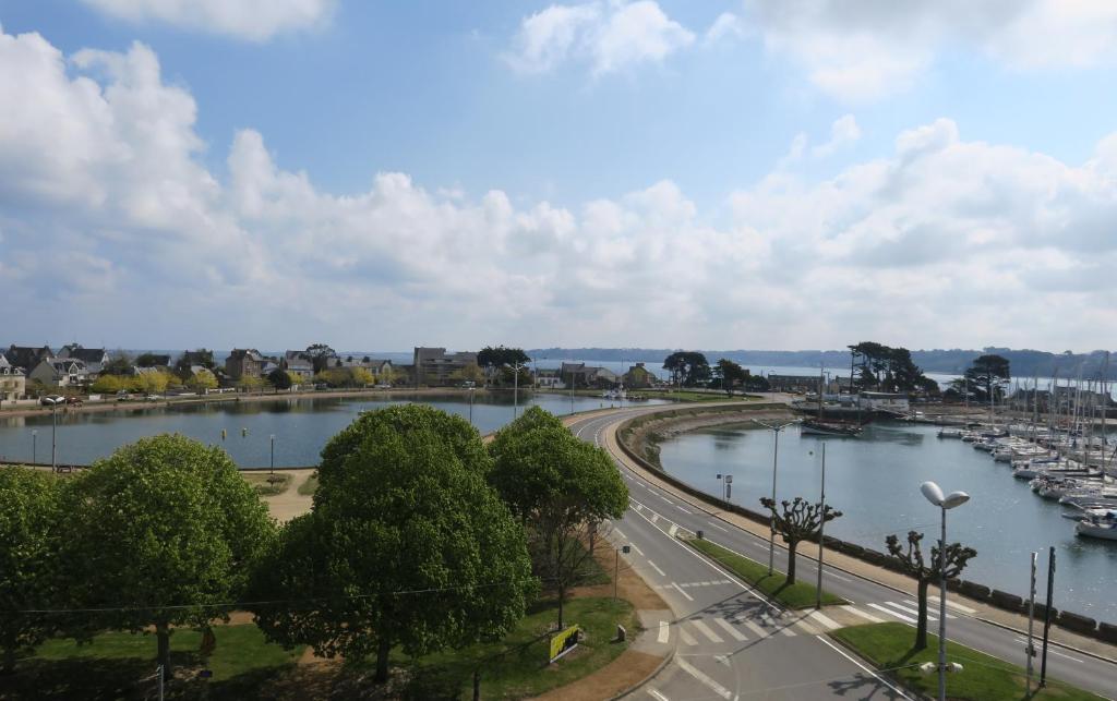 Appartement Bel appartement avec WIFI, VUE MER face au port de plaisance à PERROS-GUIREC - Réf 838 Appartement n°22 22700 Perros-Guirec