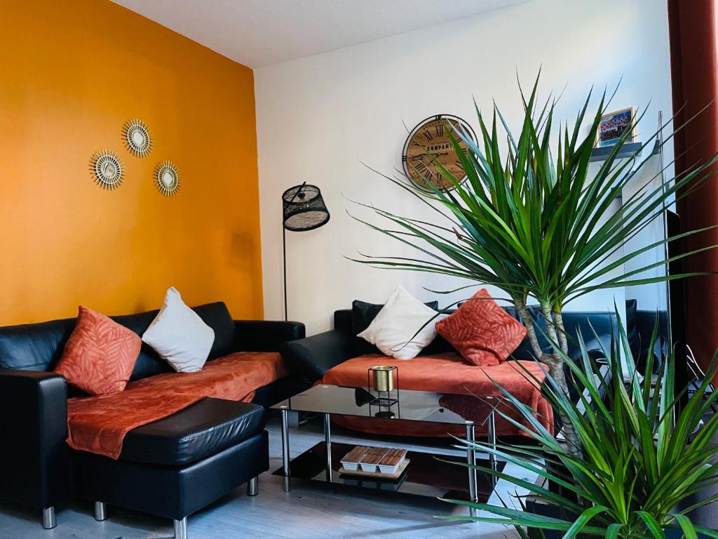 Bel appartement, bien situé proche du vieux port. 19 La Canebière, 13001 Marseille