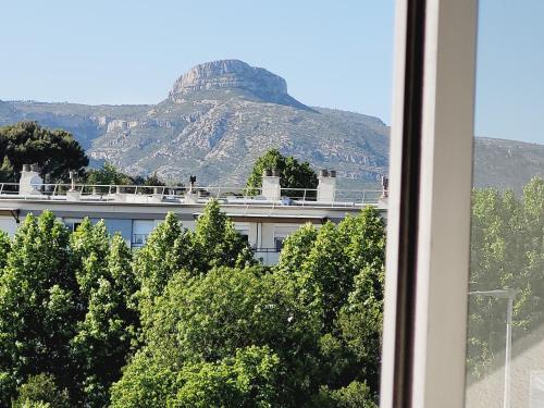 Bel appartement Centre d'Aubagne proche Calanques Cassis Marseille