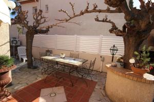 Appartement Bel Appartement climatisé de plain pied 80m de la mer grand séjour 2 chambres belle terrasse LXRM3 3 RUE DU MISTRAL 34420 Portiragnes Languedoc-Roussillon