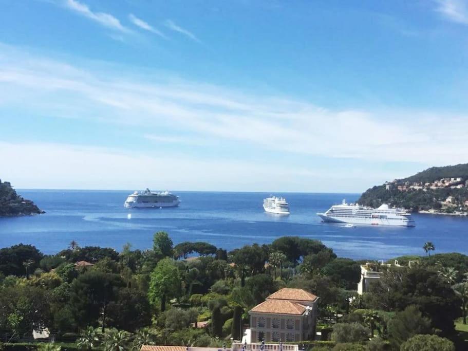 Bel appartement climatisé vue mer parking gratuit. 1045 Boulevard Napoléon III, 06230 Villefranche-sur-Mer