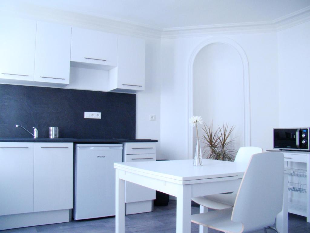 Bel Appartement Coeur de Ville 15 rue Emile Zola, 10000 Troyes