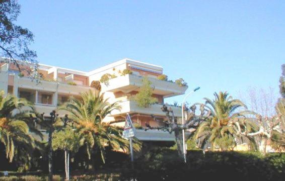 Bel appartement contemporain 100m de la plage LE DORIS APPT 313, 83240 Cavalaire-sur-Mer