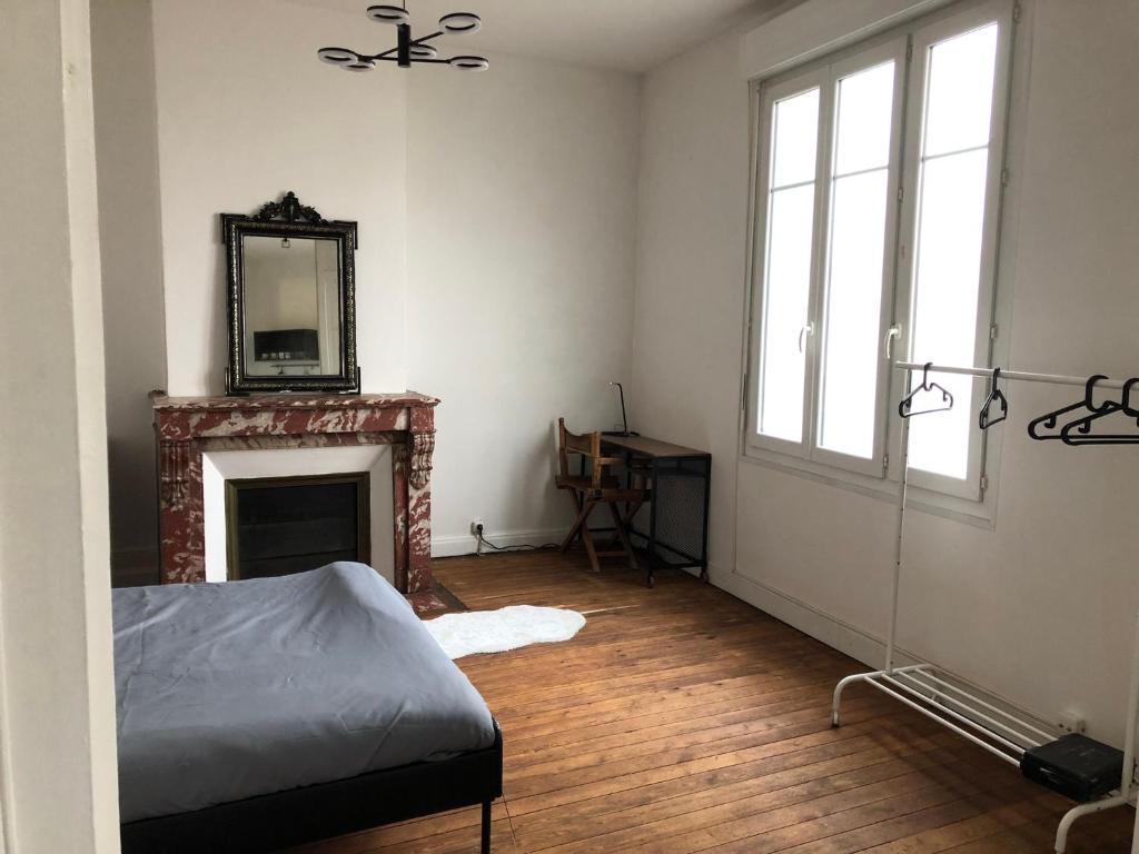 Bel appartement dans hôtel particulier 104 Cours Gambetta, 33400 Talence