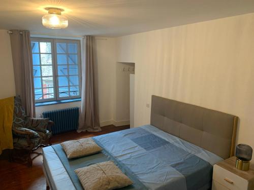 Bel appartement de 2 chambres a Vic-sur-Cere