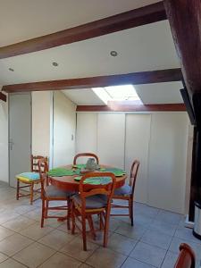 Bel appartement de 50 m2, calme, au centre, 15 mn de la plage