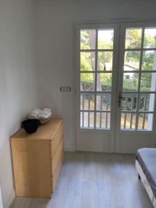 Bel appartement de 90 m2 dans une résidence privée avec jardin