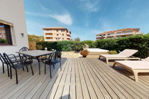 Bel appartement de standing avec jardin