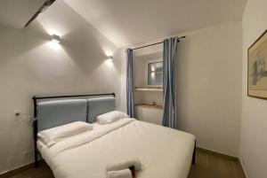Bel appartement de standing avec mezzanine au coeur du Suquet