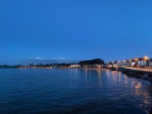 Bel Appartement en bord de mer