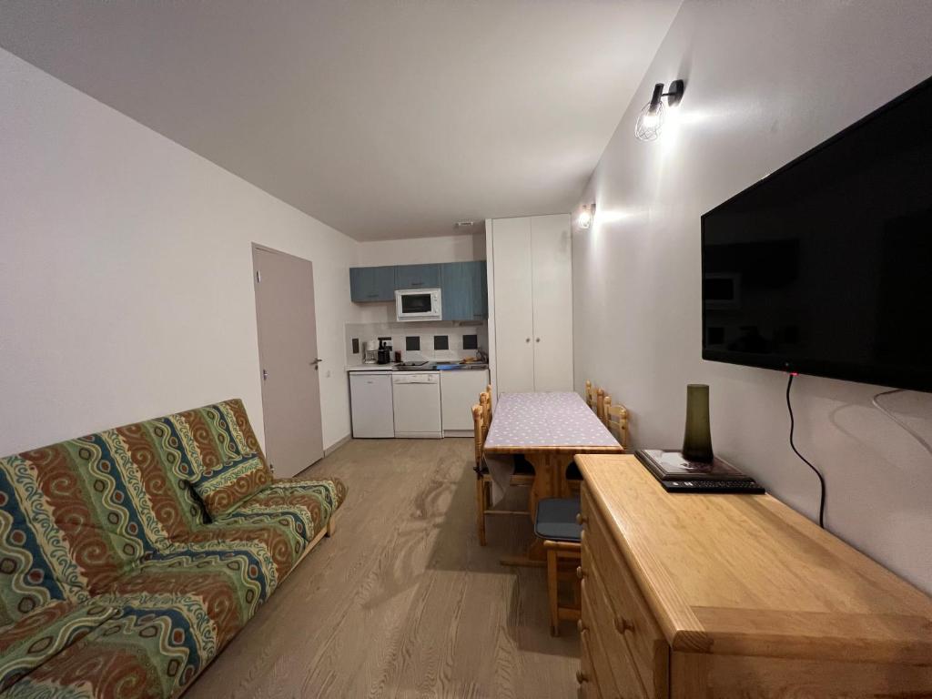 Bel Appartement en rez de chaussée 27 Rue Richelieu, 65110 Cauterets