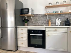 Bel appartement en rez-de-jardin à 100m des plages