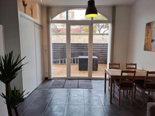 Bel Appartement Grande Terrasse avec parking à Dijon
