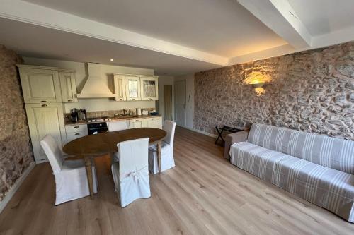Bel Appartement Lumineux au Coeur du Suquet