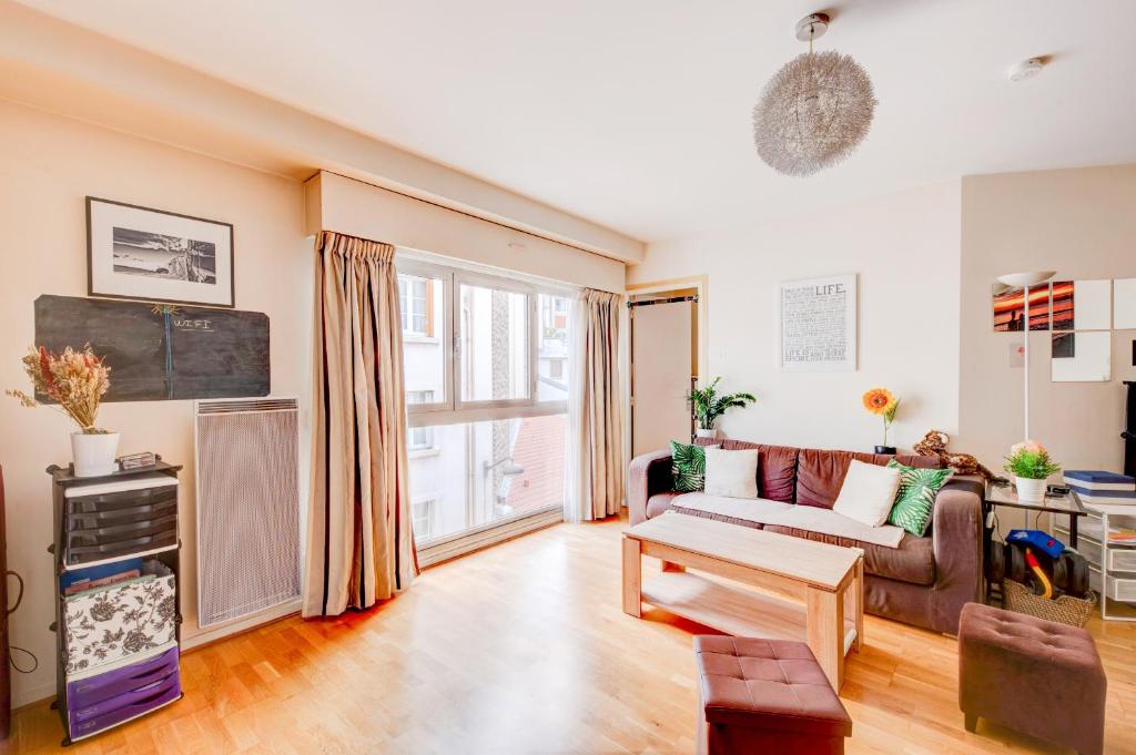Bel appartement lumineux du 16ème proche métro Jouvenet, 14, 75016 Paris