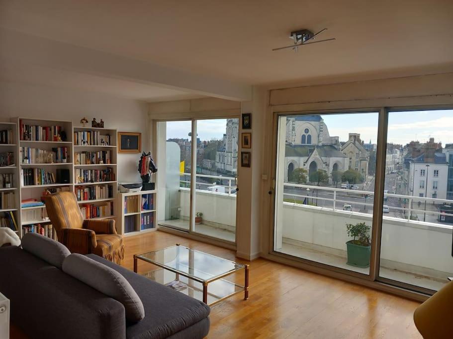 Bel appartement lumineux en centre-ville 3ème étage à gauche 3 Place Gambetta, 45000 Orléans