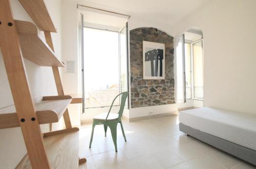 bel appartement lumineux joyeux spacieux, vue mer