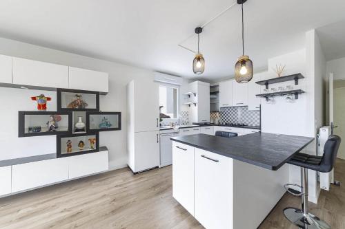 Bel appartement moderne avec jardin - terrasse