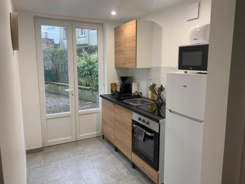 Bel appartement neuf avec jardin, proche mer