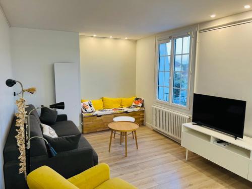 Bel appartement plein centre 100m de la mer