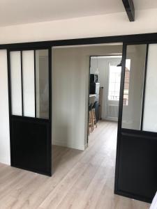 Bel appartement plein centre 100m de la mer