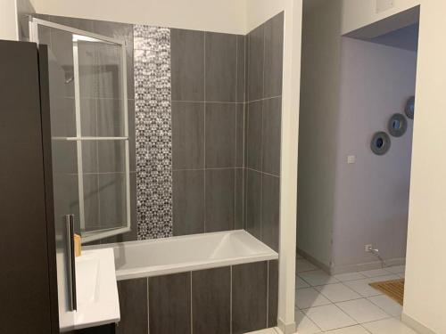 Appartement Bel appartement près de toutes commodités 331 Rue de Lille 59223 Roncq Nord-Pas-de-Calais
