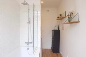 Bel appartement T2 de 45 m2, proche plage, offrant calme et luminosité