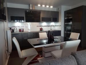Bel appartement T2 près du lac avc un parking privé
