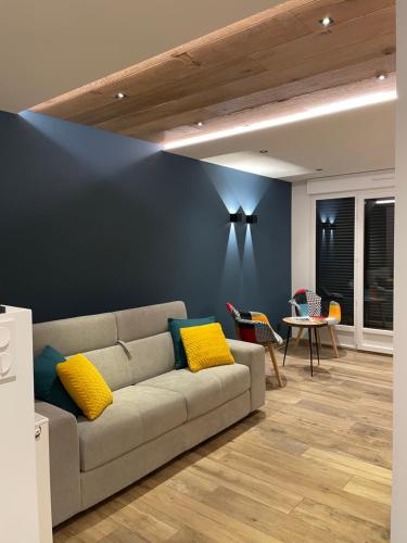 Bel appartement T3 75m² entièrement rénové.