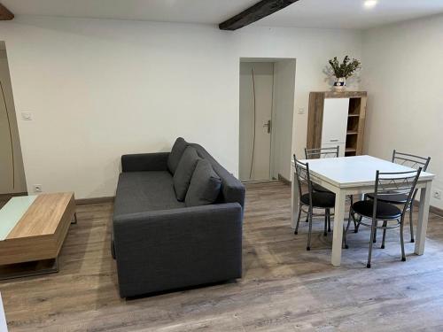Bel appartement T3 proximité centre et commerces
