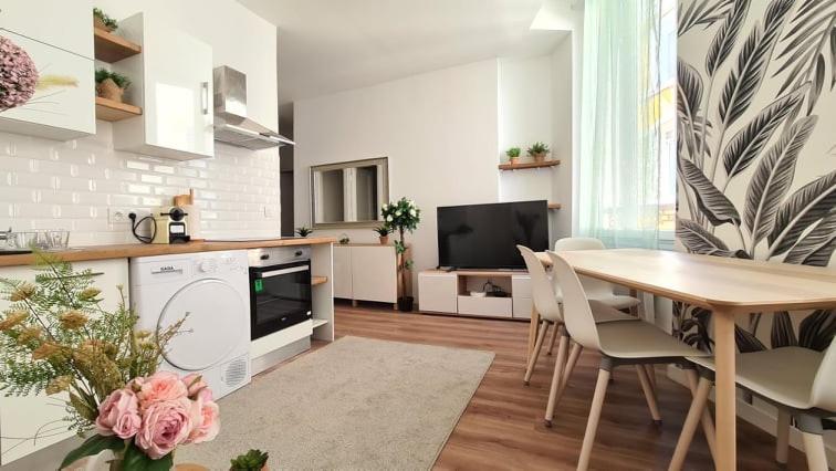 Bel appartement Type T3 refait a neuf 15 Rue des Dominicaines, 13001 Marseille